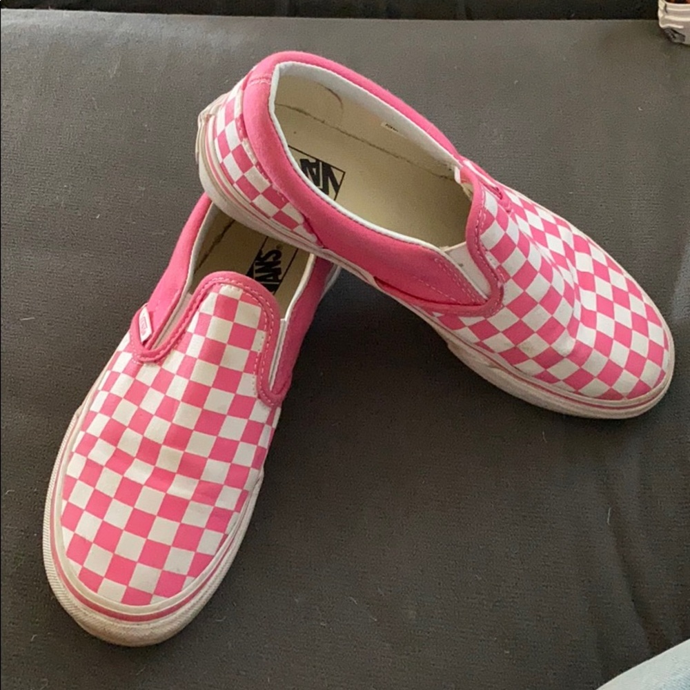 Van’s pink checker slip ons kids sz 3